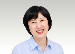 Ms. Ura Plemsuwan