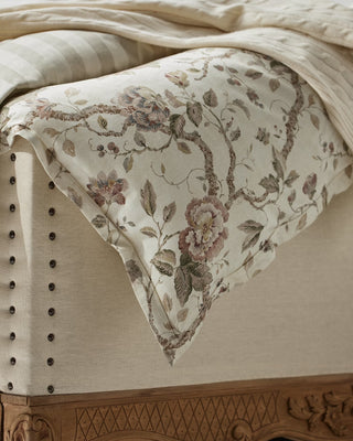 Elsie Bedding Collection