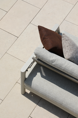 TOLO SOFA 3-SEATER WITH 4 PILLOWS